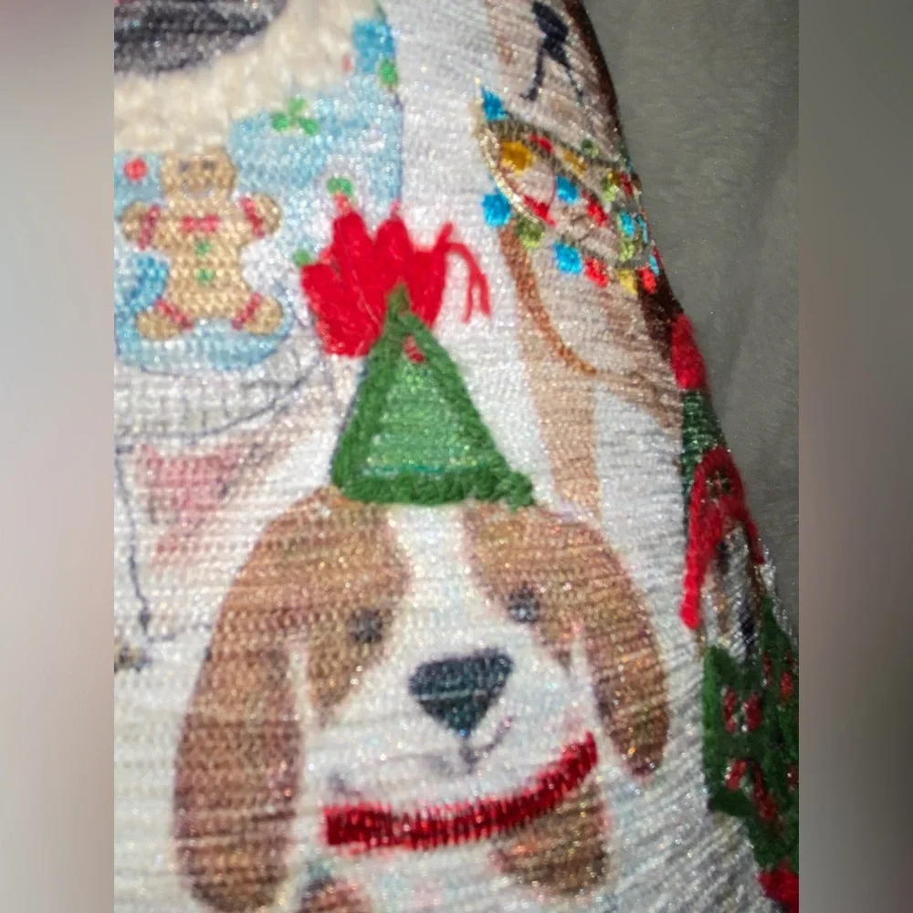 Martha Stewart Holiday Christmas Dogs Print Throw Pillow Triangle Dopamine